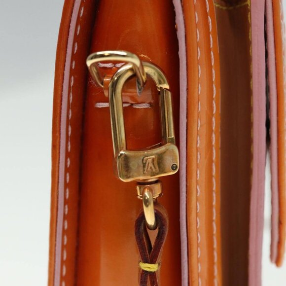 LOUIS VUITTON Monogram Vernis Motto Pouch Marshmallow Pink - Picture 10 of 16